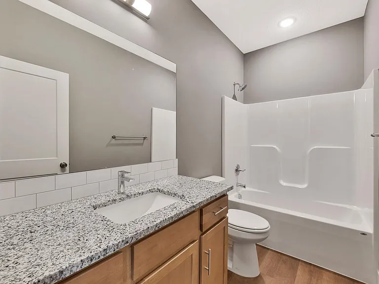 4617 S Doris Ct — Photo 35