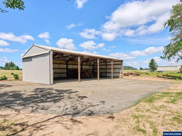 1704 63rd Ave NE, Salem, OR 97305