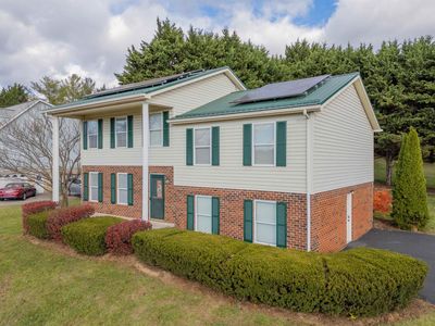 915 George Edward Via, Christiansburg, VA, 24073