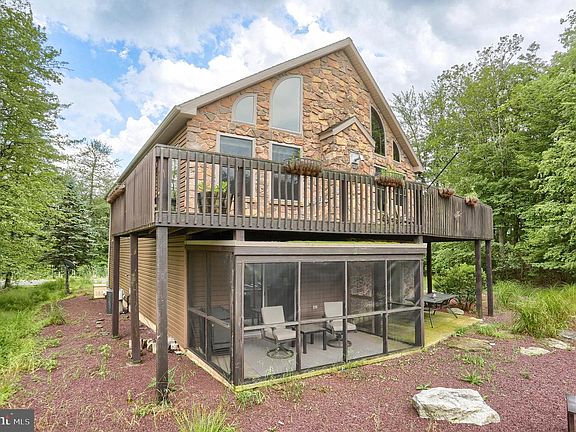 3rd image of 125 Pebble Beach Dr