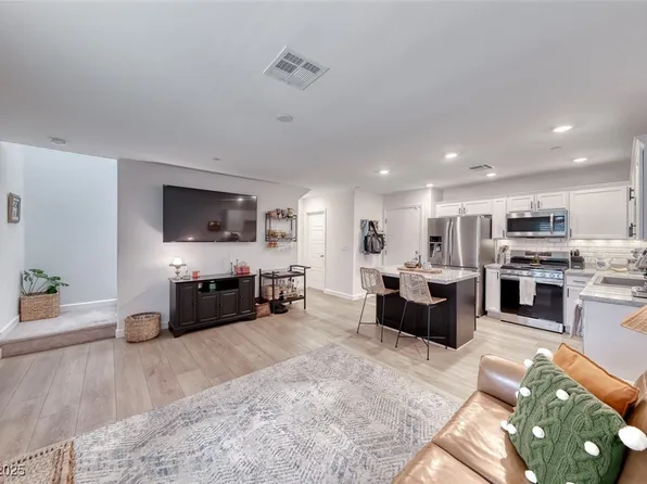 719 Pickled Pepper Pl, Henderson, NV 89011