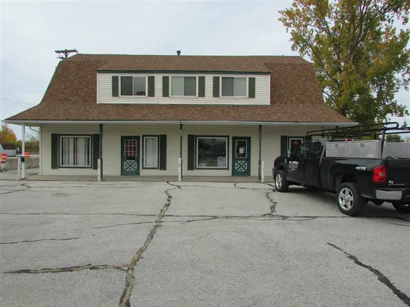 568 W Center Rd, Essexville, MI 48732