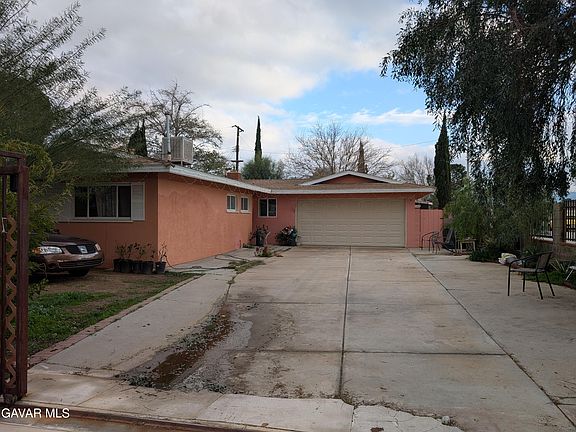 4th image of 38202 Delacour Dr