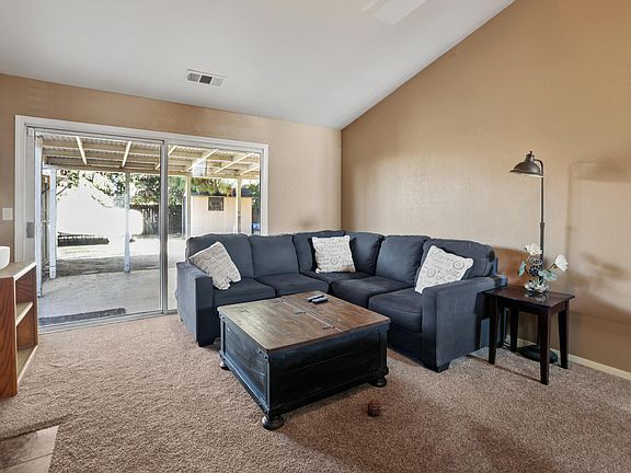 3rd image of 2502 E Harold Ct