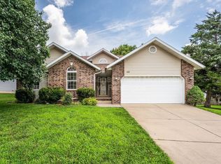1111 W Poplar, Ozark, MO 65721