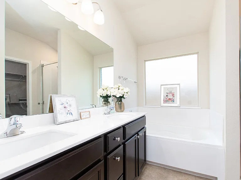 2516 Bargello St — Photo 22
