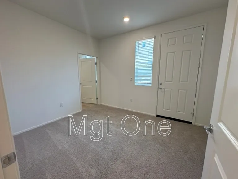 26170 Gentry Ave — Photo 12
