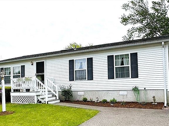 2nd image of 38 Trailwood Dr