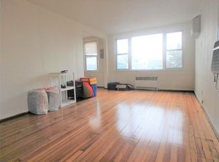 12301 26th Ave #2, Flushing, NY 11354