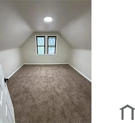 740 Middle Ave — Photo 10