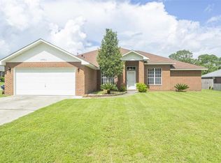 10963 Country Ostrich Dr, Pensacola, FL 32534