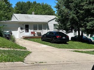 4028 Browne St, Omaha, NE 68111