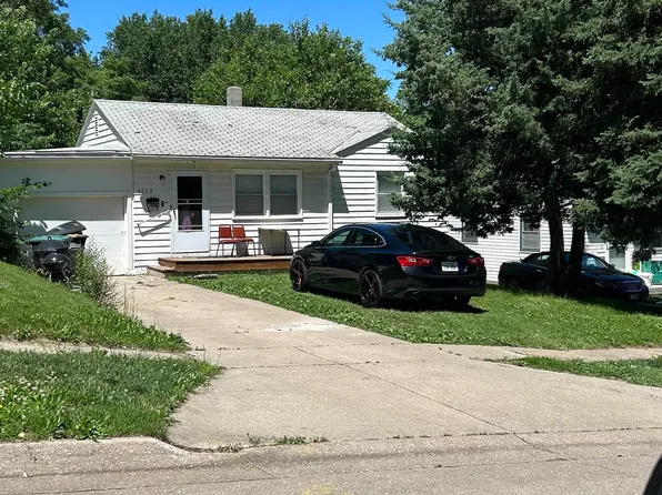 4028 Browne St, Omaha, NE 68111