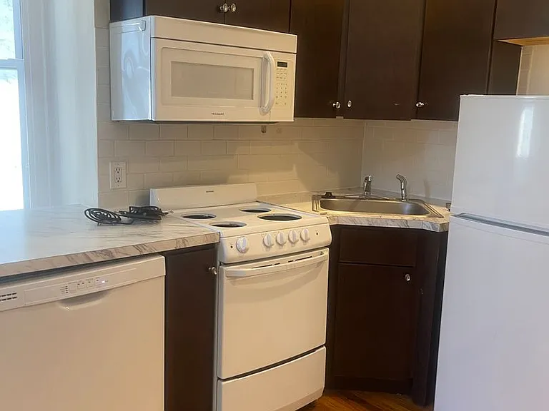 503 S 41st Street — Photo 24