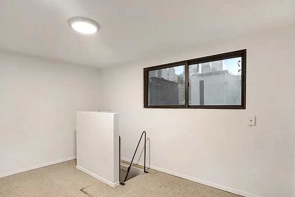 Rented by Creed Realty Group | media 4