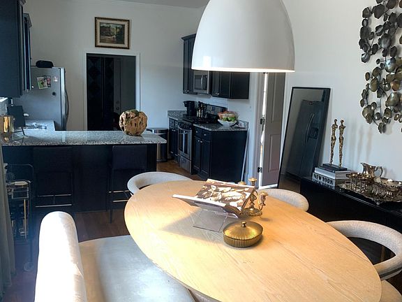 Dining room-staged