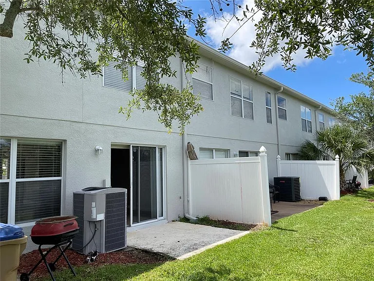 2508 Hassonite St — Photo 25