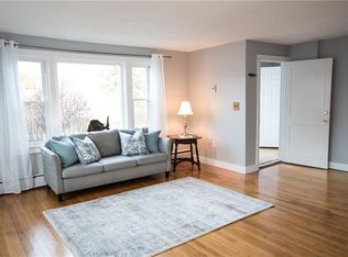 536 Turnpike Ave, Portsmouth, RI 02871