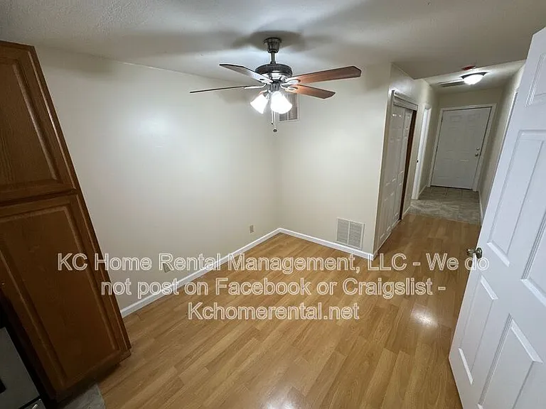 1127 Sherman Ave — Photo 10