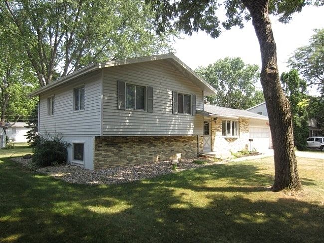 1st image of 2305 Teal Dr