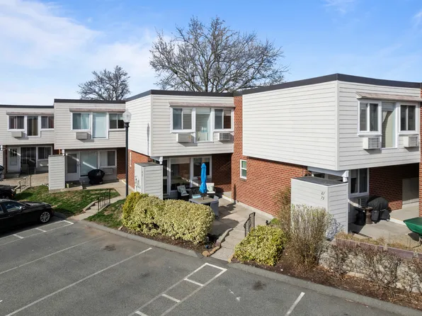86 West Walk #86, West Haven, CT 06516