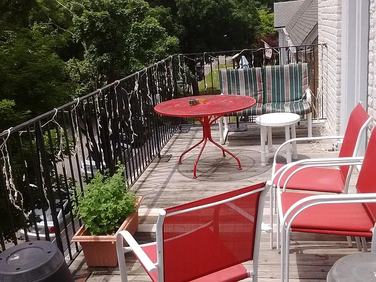 3000 W Grace St #302 — Photo 8