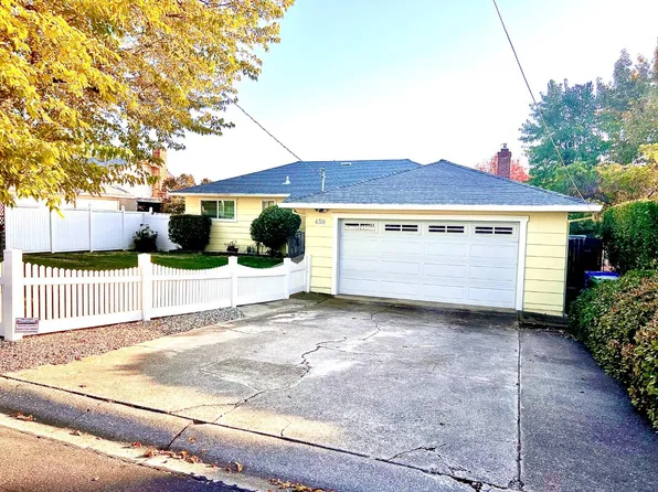 459 Toyanza Dr, San Andreas, CA 95249