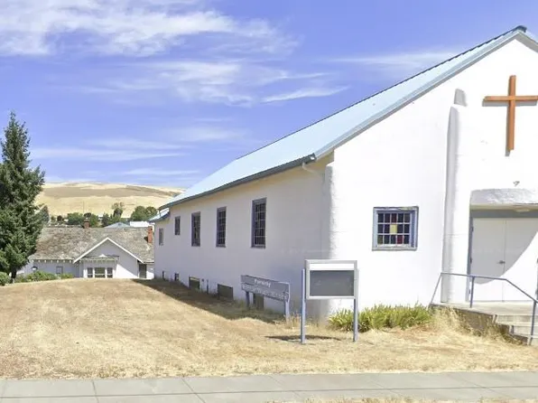 1019 Arlington St, Pomeroy, WA 99347