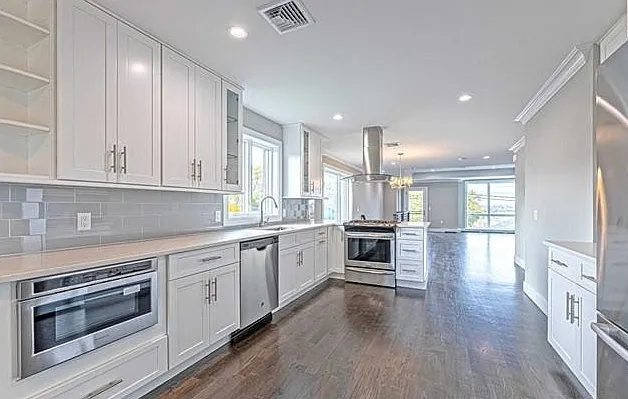 126 Roff Ave #2 — Photo 3
