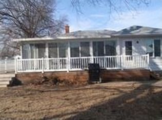 137 Elk Run St, Elk Run Heights, IA 50707