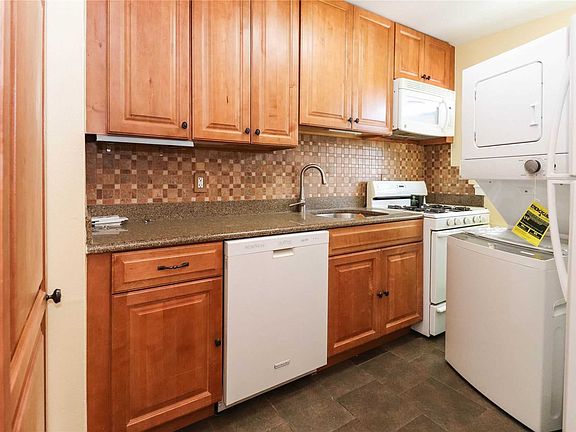 3rd image of 219-38 75th Ave