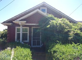 4140 32nd Ave SW, Seattle, WA 98126