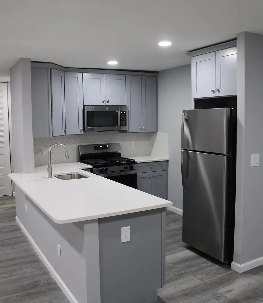 1 bed, 1.0 bath, $2,000 — Photo 2