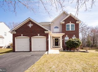 8457 Catia Ln, Springfield, VA 22153