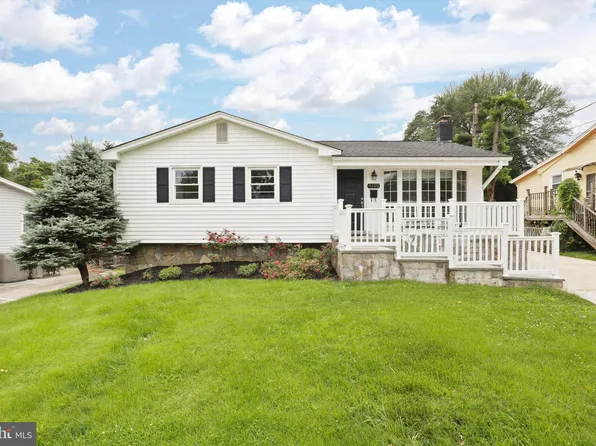 4102 Elizabeth St, Rockville, MD 20853