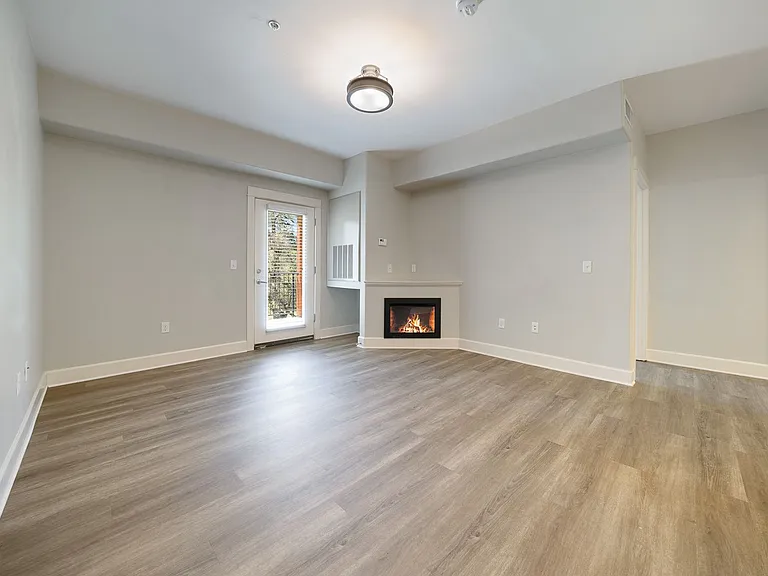 Webster Ridge Apartments — Photo 99
