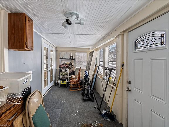 2nd image of 1264 Herberich Ave
