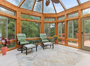 203 Foxwood Ct, Columbia, MO 65203