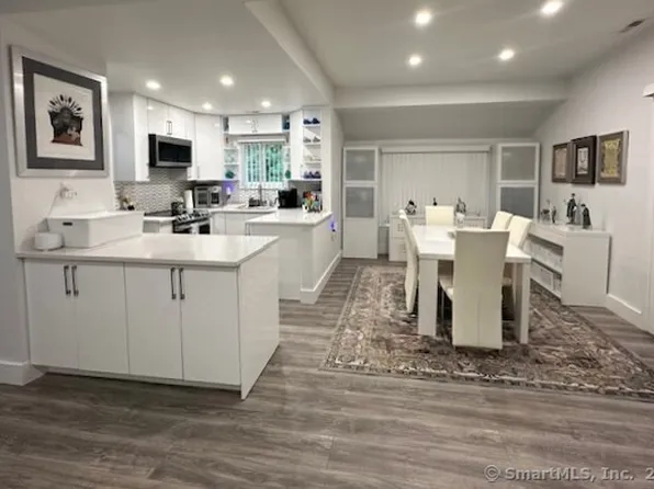 1016 Heritage Village #A, Southbury, CT 06488