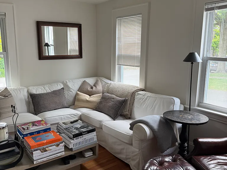 144 Bungalow Ave — Photo 10