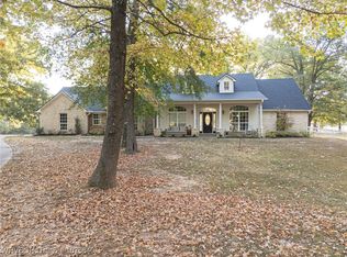 903 Rosellas Way, Alma, AR 72921