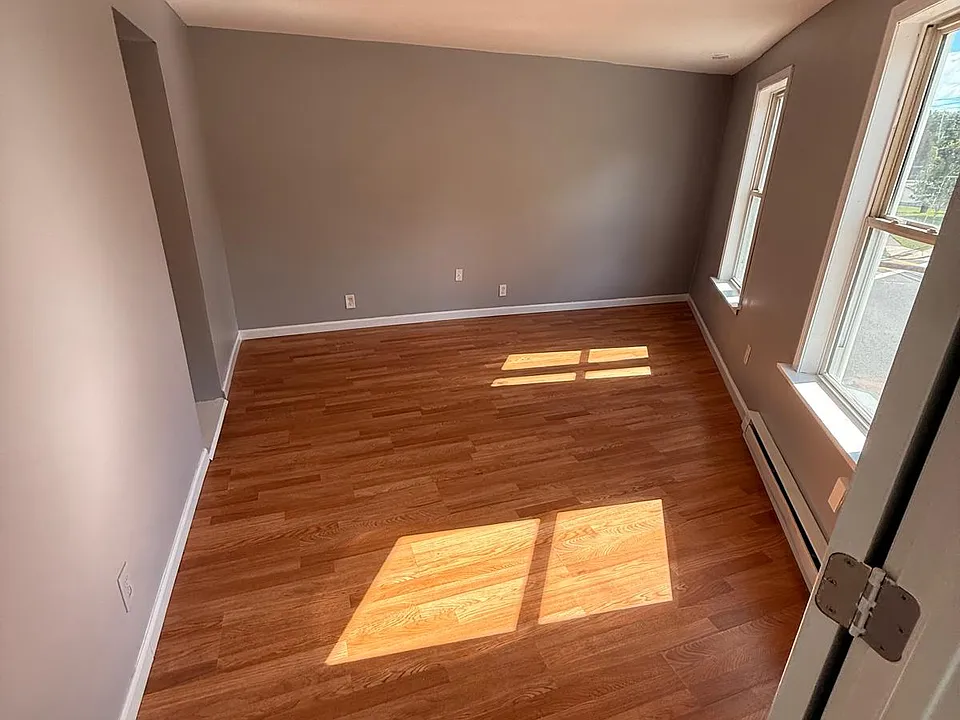 235-237 Oak St #237-3