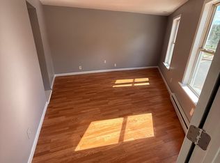 235-237 Oak St #237-3, Clinton, MA 01510