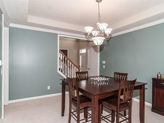4th image of 3650 Earhart Dr