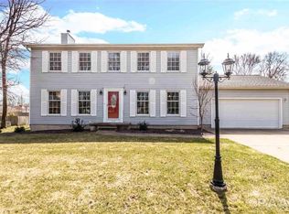 1116 E Brookview Ln, Peoria, IL 61615
