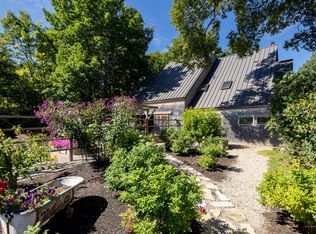 4 Hopkins Hill Rd, Newcastle, ME 04553