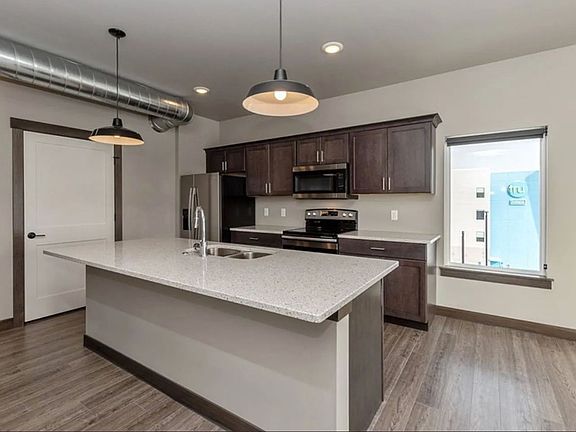 3rd image of 3998 Westdale Pkwy SW #401