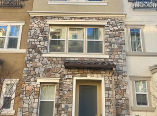 560 Barcelona Loop, Milpitas, CA 95035