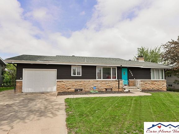 2nd image of 3954 McMahon Ave