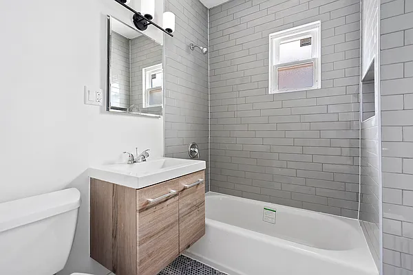 Rented by Ivey North LLC | media 10